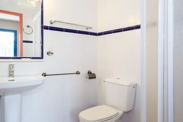 Tek Büyük Yataklı Oda, Banyolu/Duşlu