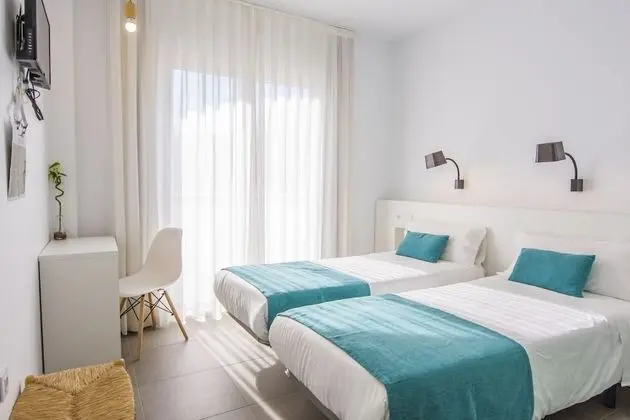 Tek Büyük Yataklı Oda, Balkon