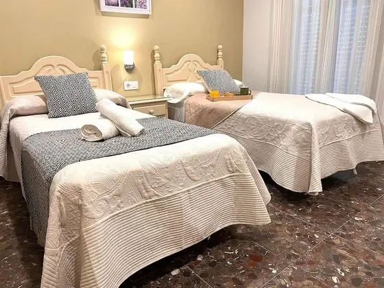 Tek Büyük Yataklı Oda