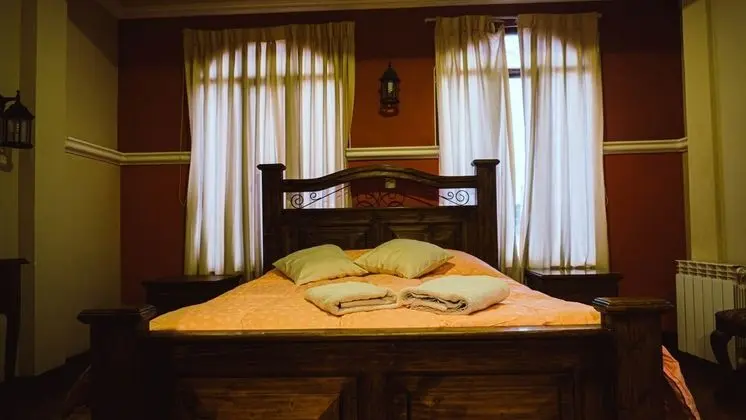 Standard Tek Büyük Yataklı Oda