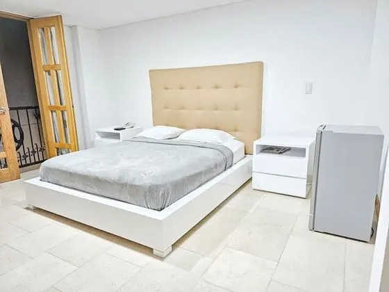 Luxury Tek Büyük Yataklı Oda
