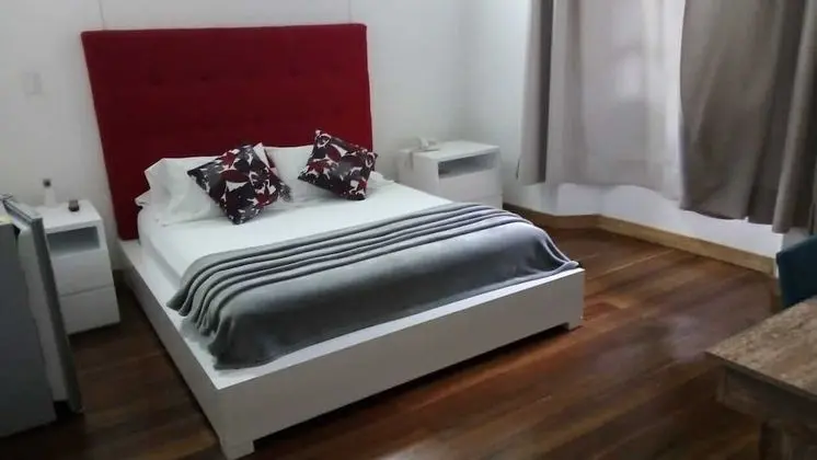 Luxury Tek Büyük Yataklı Oda