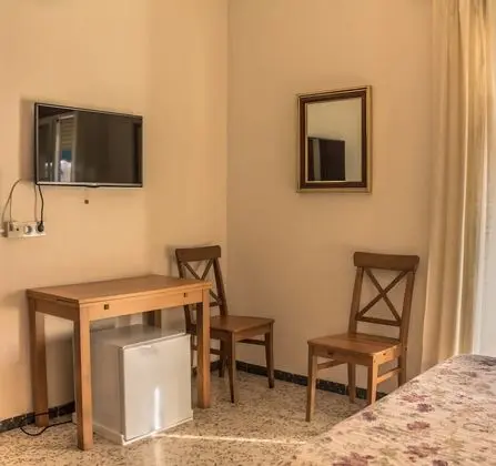 Tek Büyük veya İki Ayrı Yataklı Oda, Özel Banyo