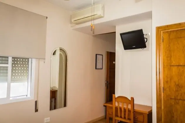 Tek Büyük veya İki Ayrı Yataklı Oda, Özel Banyo