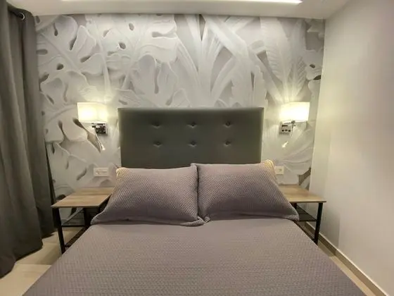 Tek Büyük Yataklı Oda (Interior)