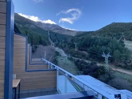Panoramic Tek Büyük Yataklı Oda