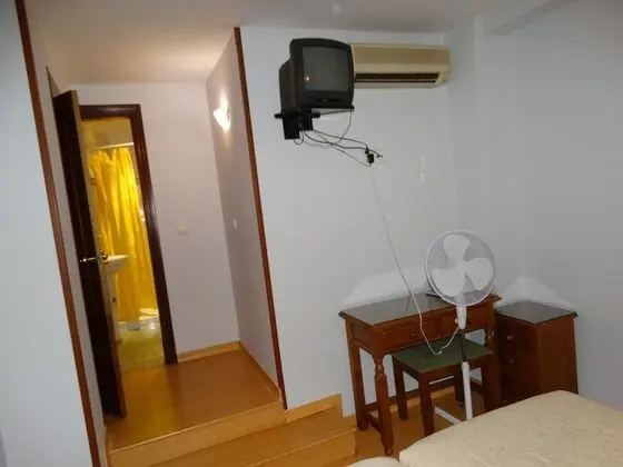 Tek Büyük veya İki Ayrı Yataklı Oda