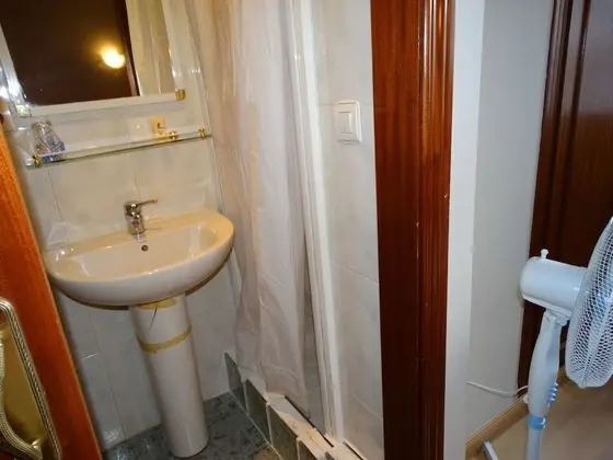 Tek Büyük veya İki Ayrı Yataklı Oda