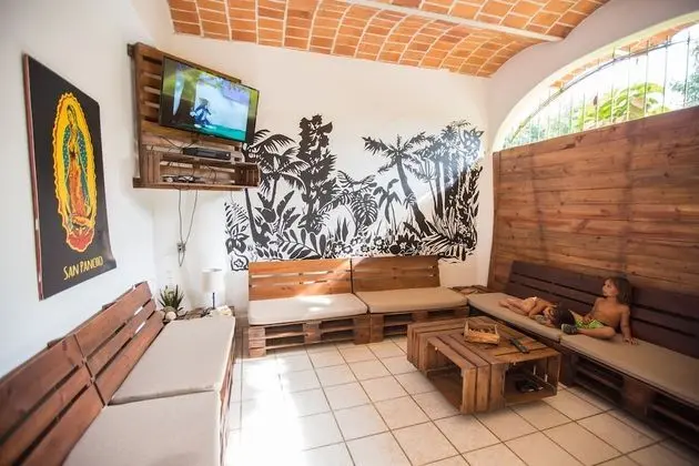 Basic Tek Büyük Yataklı Oda, Ortak Banyo