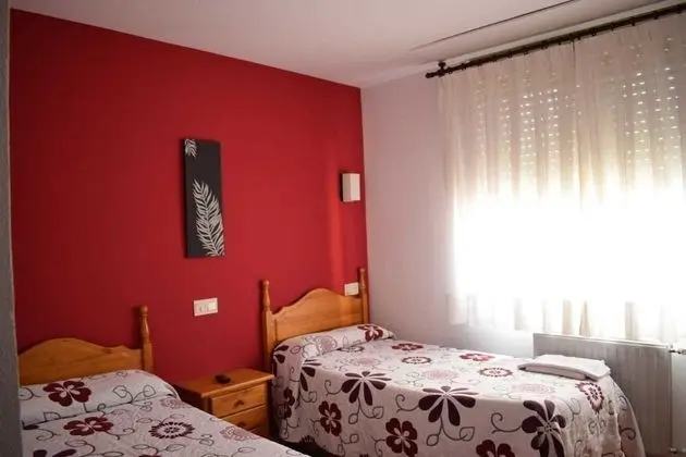 Tek Büyük veya İki Ayrı Yataklı Oda