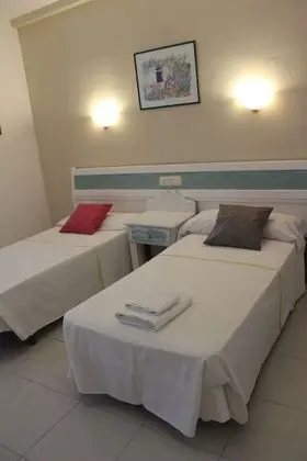 Tek Büyük Yataklı Oda, Teras, Plaj Manzaralı