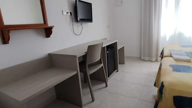 Tek Büyük Yataklı Oda (No Balcony)