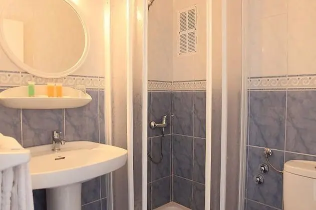 Tek Büyük Yataklı Oda (No Balcony)