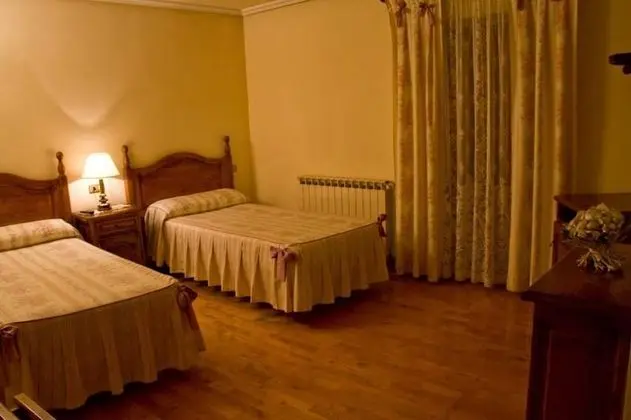 Tek Büyük veya İki Ayrı Yataklı Oda