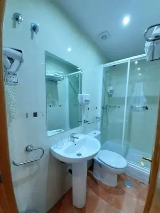 Economy Tek Kişilik Oda, Özel Banyo
