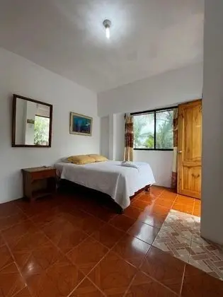 Tek Büyük Yataklı Oda, 1 Çift Kişilik Yatak