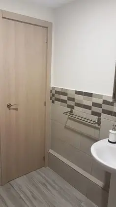 Ortak Ranzalı Oda, 1 Tek Kişilik Yatak, Ortak Banyo