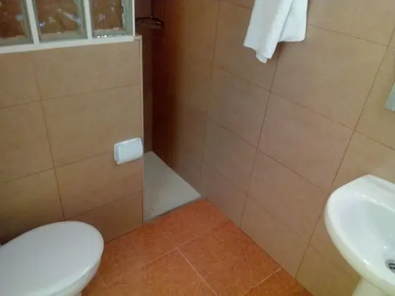 Basic Tek Büyük veya İki Ayrı Yataklı Oda