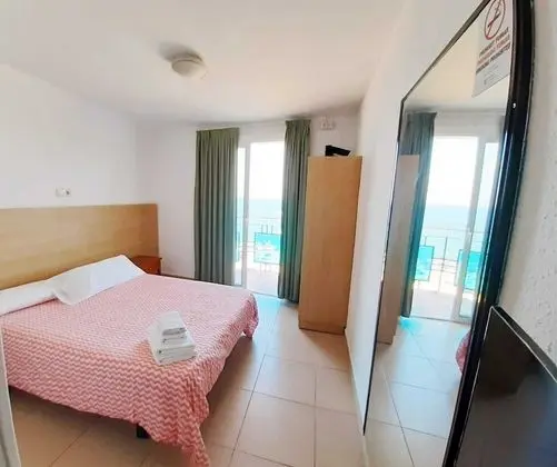 Panoramic Tek Büyük Yataklı Oda