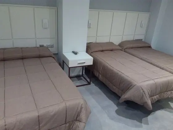 Dört Kişilik Oda, Birden Çok Yatak