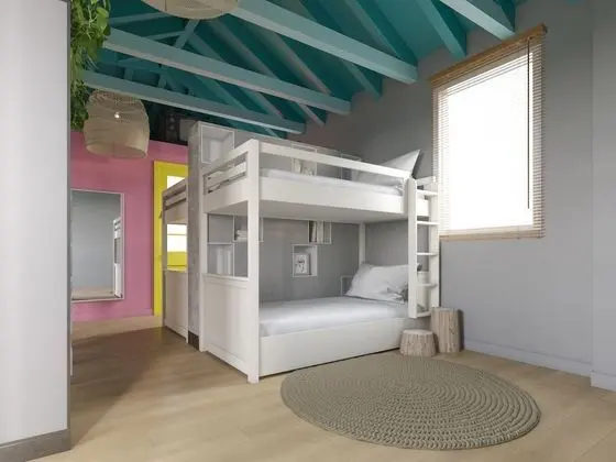 Ortak Ranzalı Oda, Sadece kadınlar için, Ortak Banyo