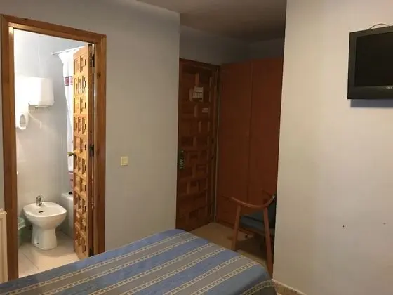 Tek Büyük Yataklı Oda