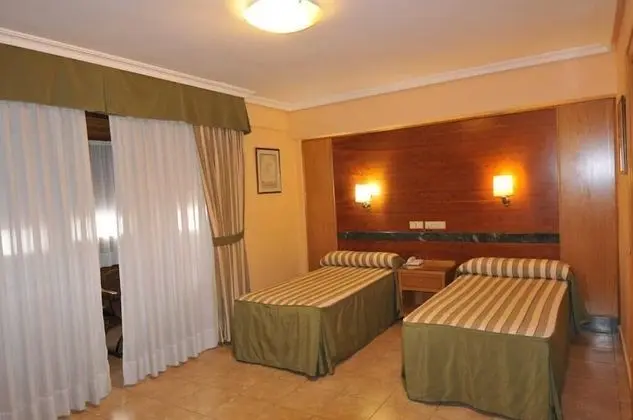 Dört Kişilik Oda
