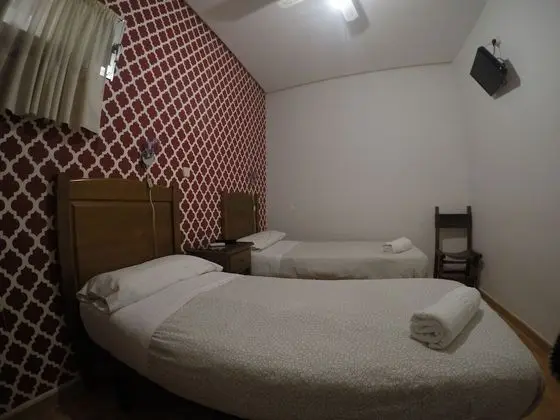 Basic Üç Kişilik Oda, Özel Banyo