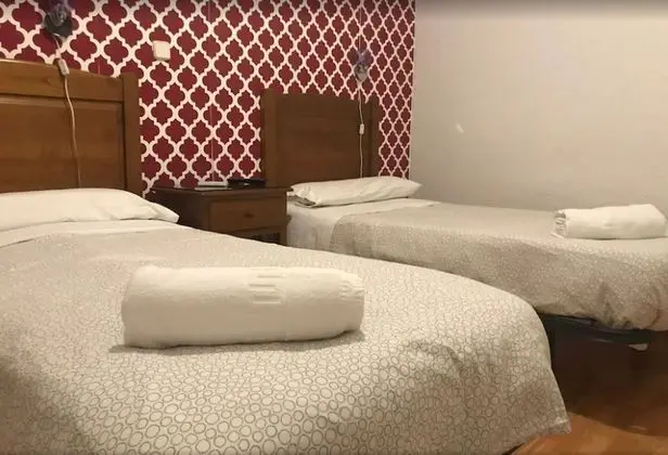 Basic Üç Kişilik Oda, Özel Banyo