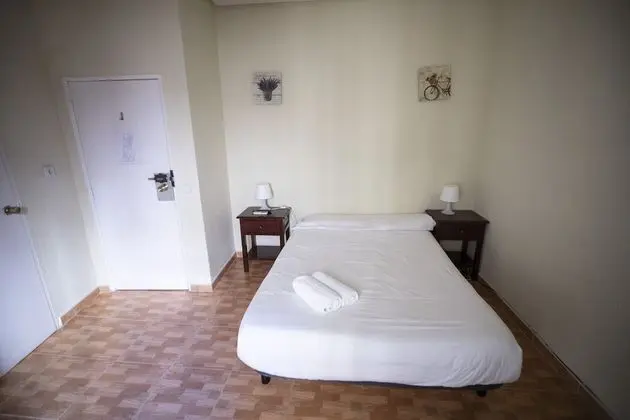 Tek Büyük Yataklı Oda