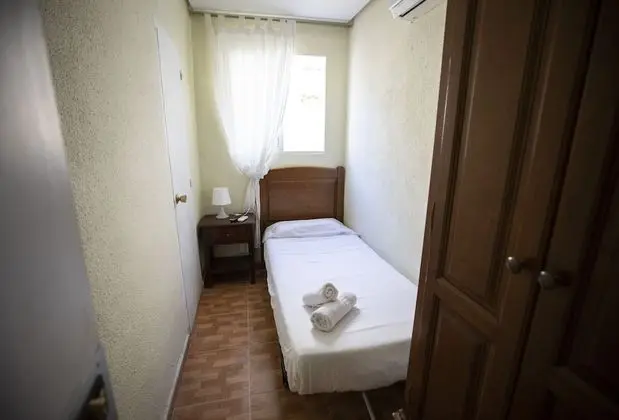 Tek Kişilik Oda, Ortak Banyo