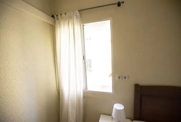 Tek Kişilik Oda, Ortak Banyo