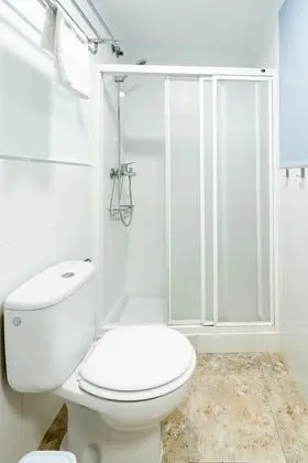 105 - Habitación Estándar cama 150 cm. con terraza