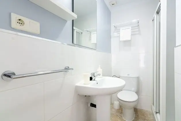 201 - Habitación Estándar 2 camas de 90 cm