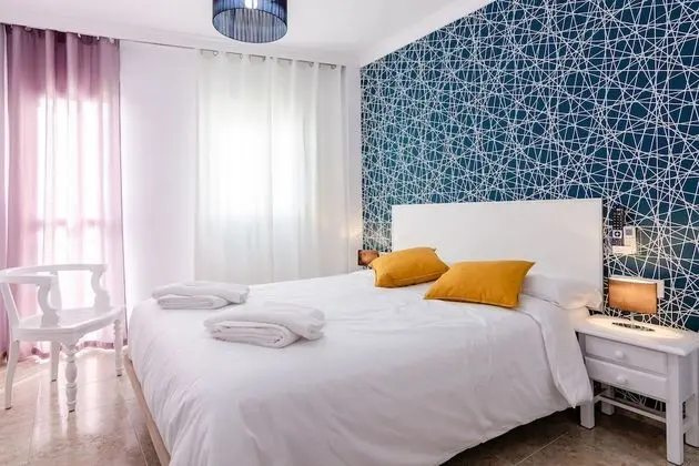 204 - Habitación Estándar tranquila y amplia cama 150 cm