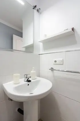 204 - Habitación Estándar tranquila y amplia cama 150 cm