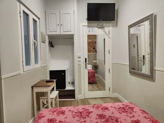 Standard Tek Büyük Yataklı Oda