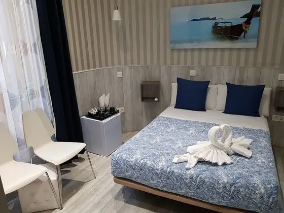 Tek Büyük Yataklı Oda (Small)