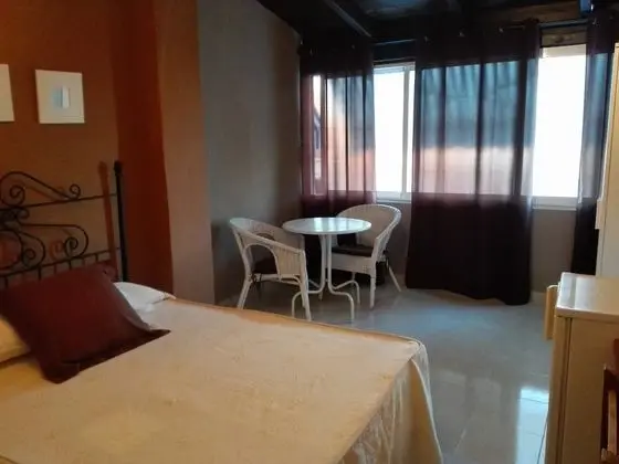 Tek Büyük veya İki Ayrı Yataklı Oda