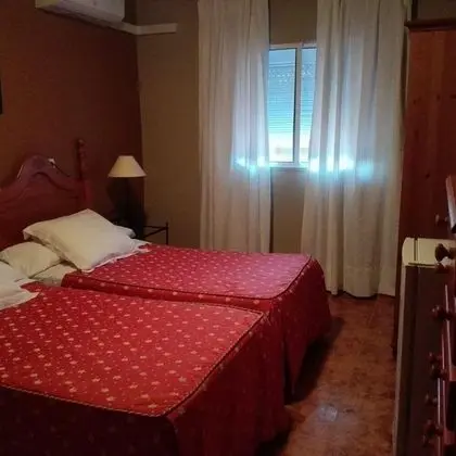 Tek Büyük veya İki Ayrı Yataklı Oda