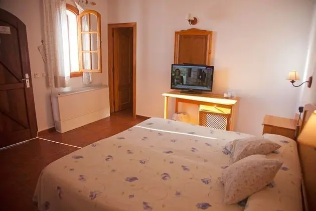 Tek Büyük Yataklı Oda, 1 Çift Kişilik veya 2 Tek Kişilik Yatak