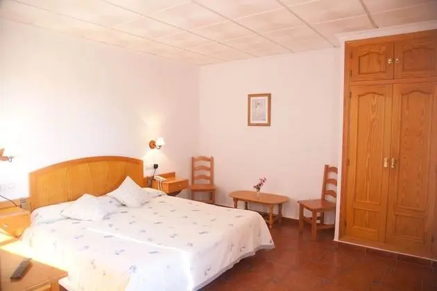 Tek Büyük Yataklı Oda, 1 Çift Kişilik veya 2 Tek Kişilik Yatak