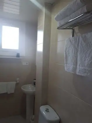 Tek Kişilik Oda, Ortak Banyo