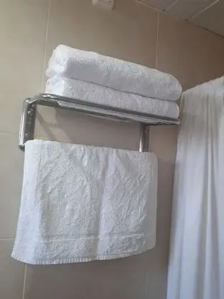 Üç Kişilik Oda, Özel Banyo