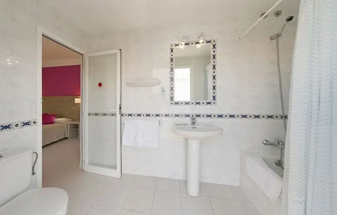 Standard Tek Büyük Yataklı Oda, Balkon, Şehir Manzaralı