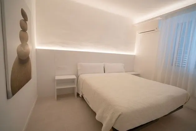 Basic Tek Büyük Yataklı Oda