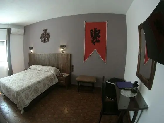 Tek Büyük Yataklı Oda, 1 Çift Kişilik Yatak