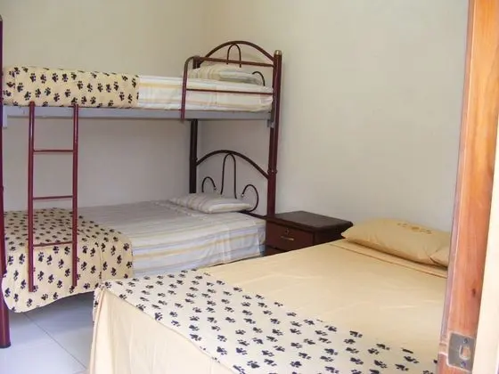 Basic Üç Kişilik Oda