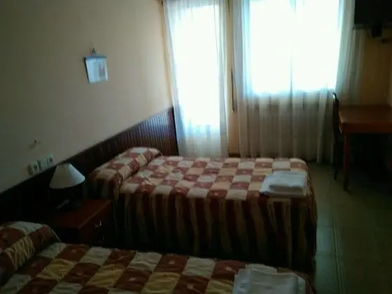 Tek Büyük veya İki Ayrı Yataklı Oda