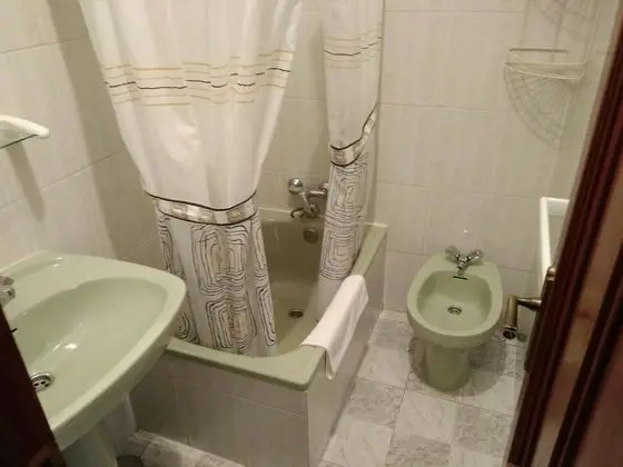 Tek Büyük veya İki Ayrı Yataklı Oda